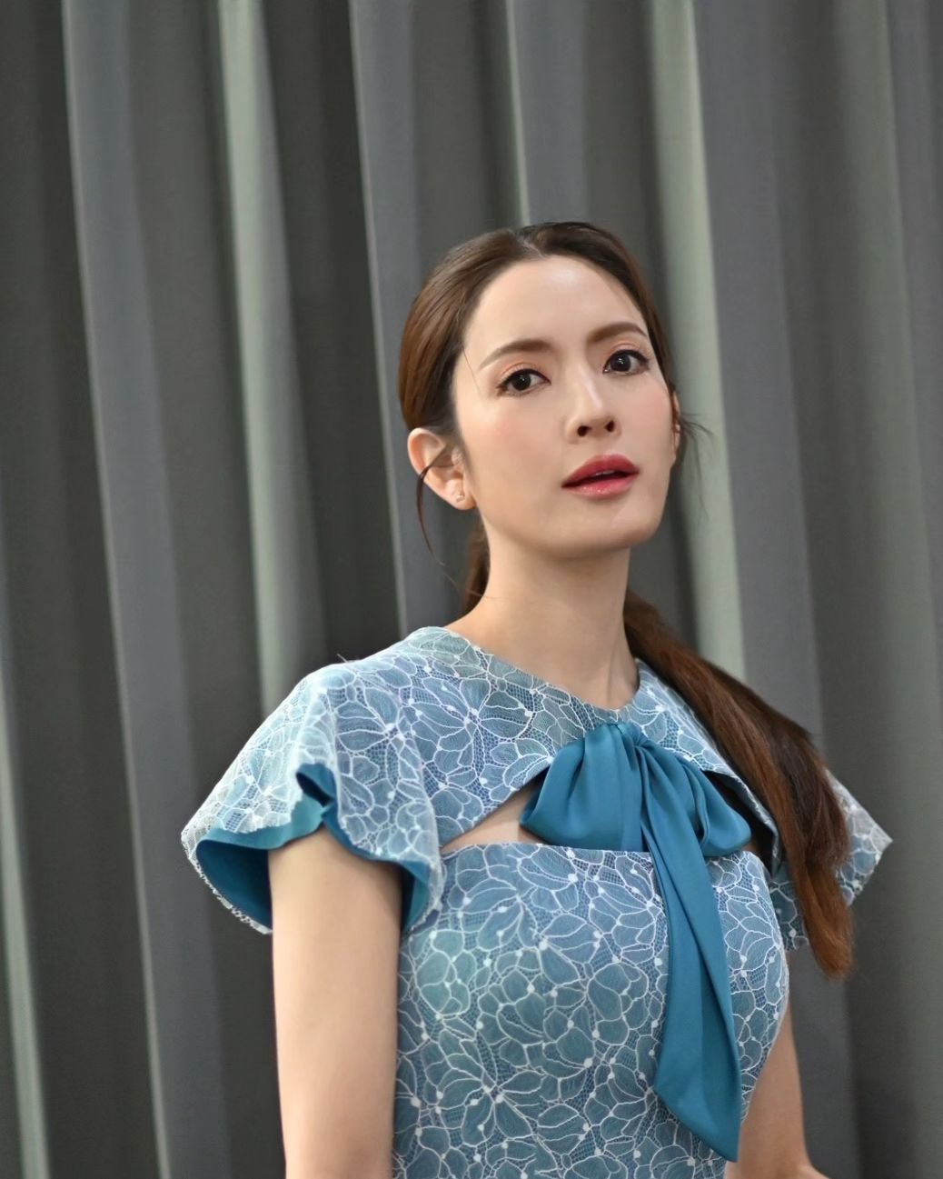 แอฟ ทักษอร สร้างตำนานด่าแรงกว่า เพ้อเจ้อ