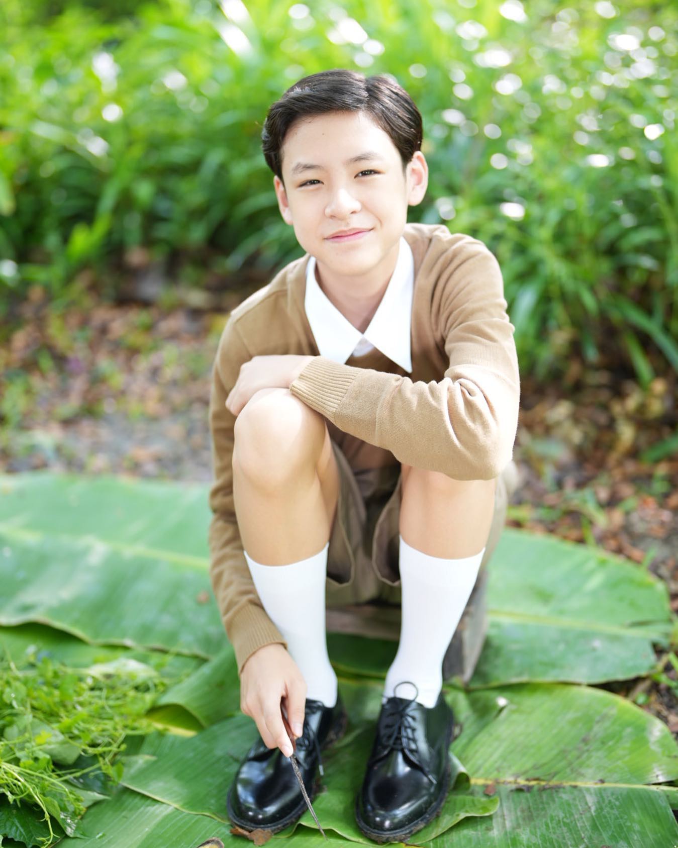 กรงดอกสร้อย