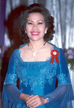 เหลือเชื่อ เจ๊เบียบ ผู้ยี้เมียน้อยน ชู้ เป็นหนังแห่งครอบครัว