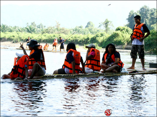 ฝุ่น - หลุยส์ พาเที่ยวใต้ไปกับ AFTER SCHOOL วิ่งสู่ฝัน