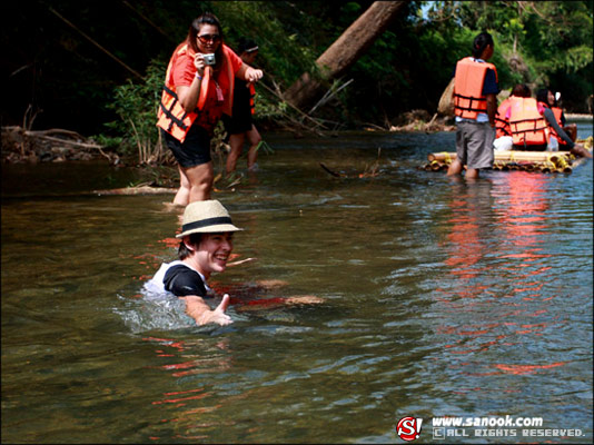 ฝุ่น - หลุยส์ พาเที่ยวใต้ไปกับ AFTER SCHOOL วิ่งสู่ฝัน