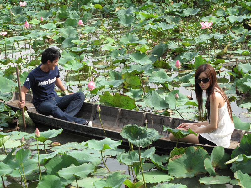 เดี่ยว สั่นระทึกกลัวเรือรักล่ม เหตุนัวเนีย  ปอย กลางสระบัว