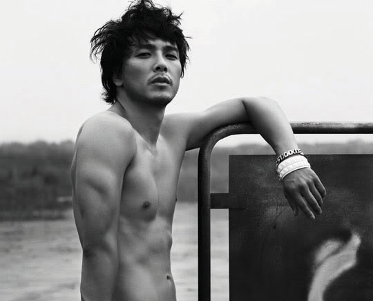 นักแสดงหนุ่ม พัค ยงฮา (Park Yong Ha) จบชีวิตตัวเองด้วยวัย 32 ปี