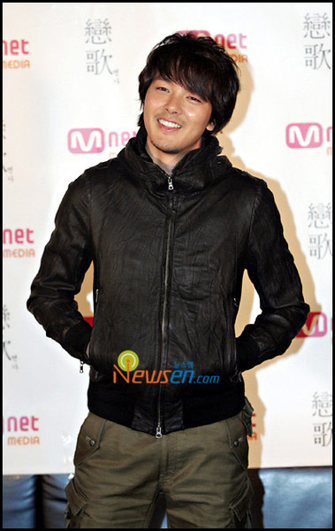 นักแสดงหนุ่ม พัค ยงฮา (Park Yong Ha) จบชีวิตตัวเองด้วยวัย 32 ปี
