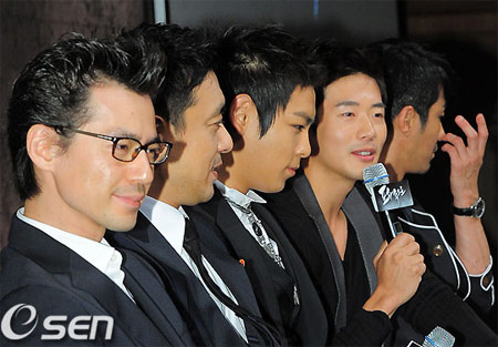 ท็อป(BIGBANG) ควอนซังอู ชาซึงวอน คิมซึงอู แถลงข่าว ภ.สงครามเกาหลี 71-Into The Fire