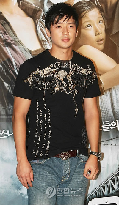 แฮอุนแด (Haeundae) ภาพยนตร์สึนามิถล่มพูซาน