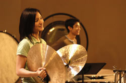 ต่าย-ชุติมา ทุ่มเทหนังเรื่องแรก Seasons Change" ตีฉาบจนมือพอง!!