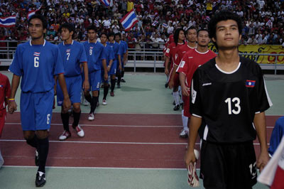 สกู๊ปพิเศษ แนะนำ "หมากเตะ...โลกตะลึง"