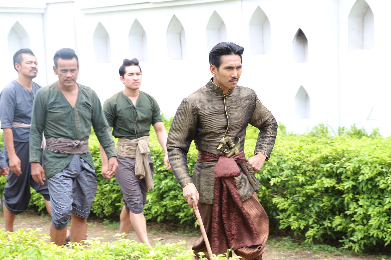 บุพเพสันนิวาส - ทองเนื้อเก้า