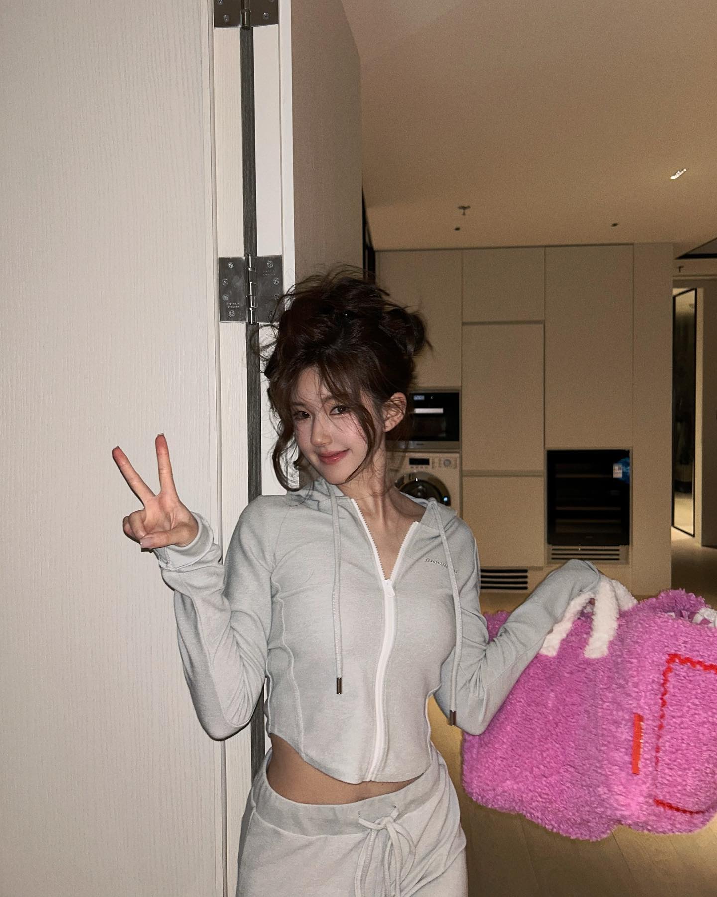 จ้าวลู่ซือ Zhao Lusi