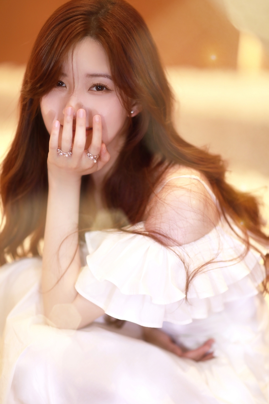 จ้าวลู่ซือ เล่นสงกรานต์ที่ไทย