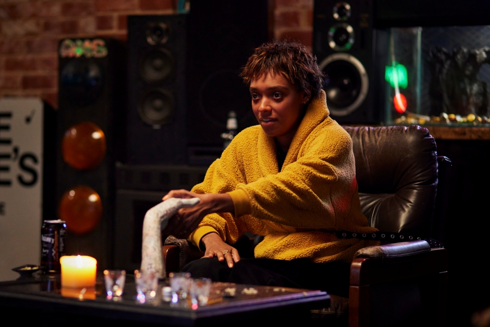 Talk To Me จับมือผี