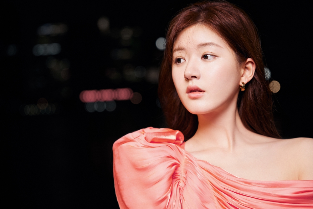 จ้าวลู่ซือ Zhao Lusi in Milan