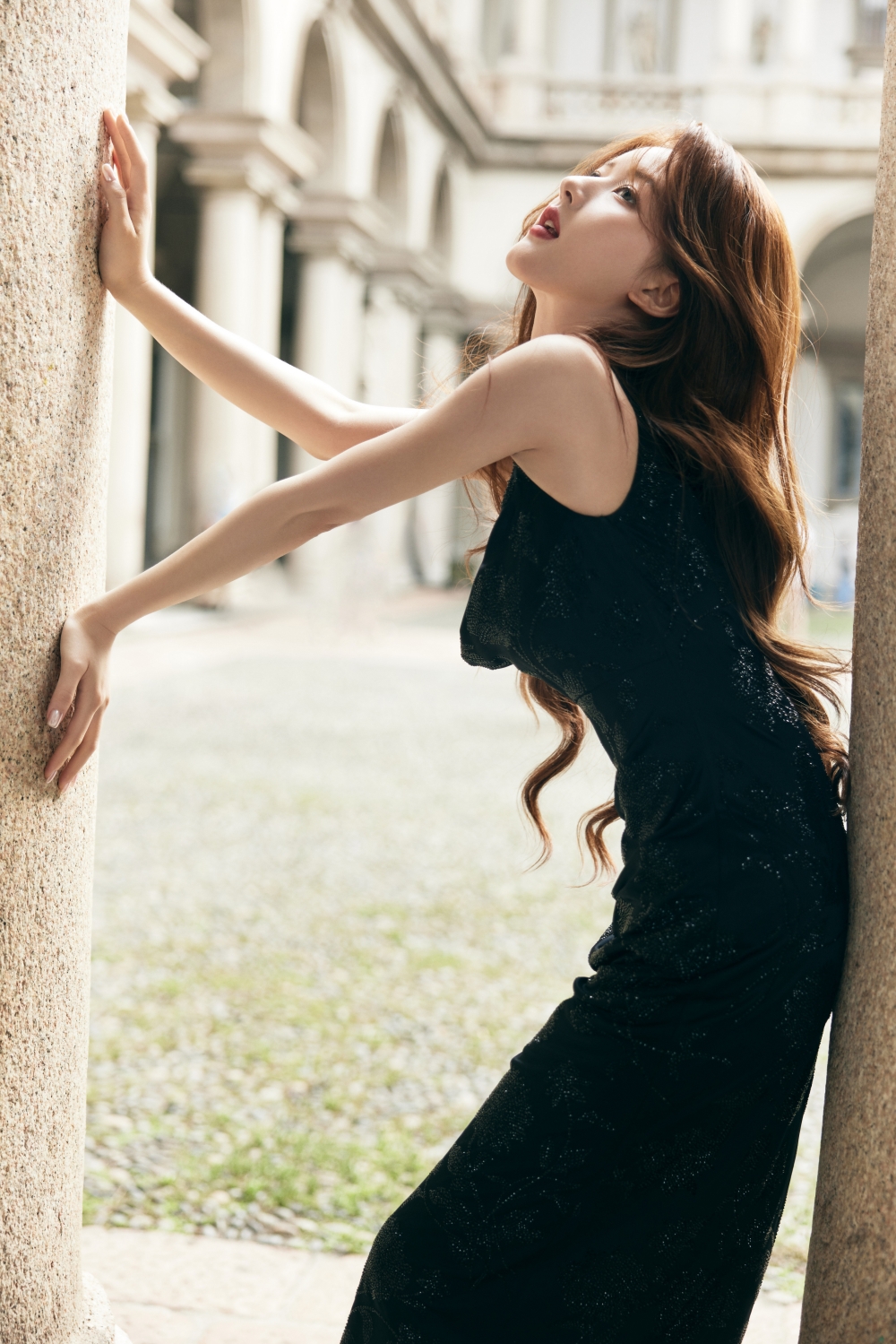 จ้าวลู่ซือ (Zhao Lusi)