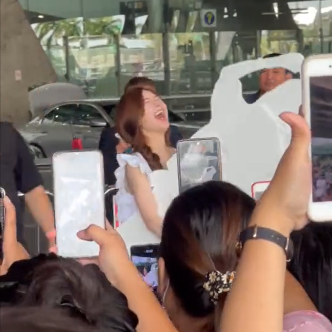 จ้าวลู่ซือ มาไทย