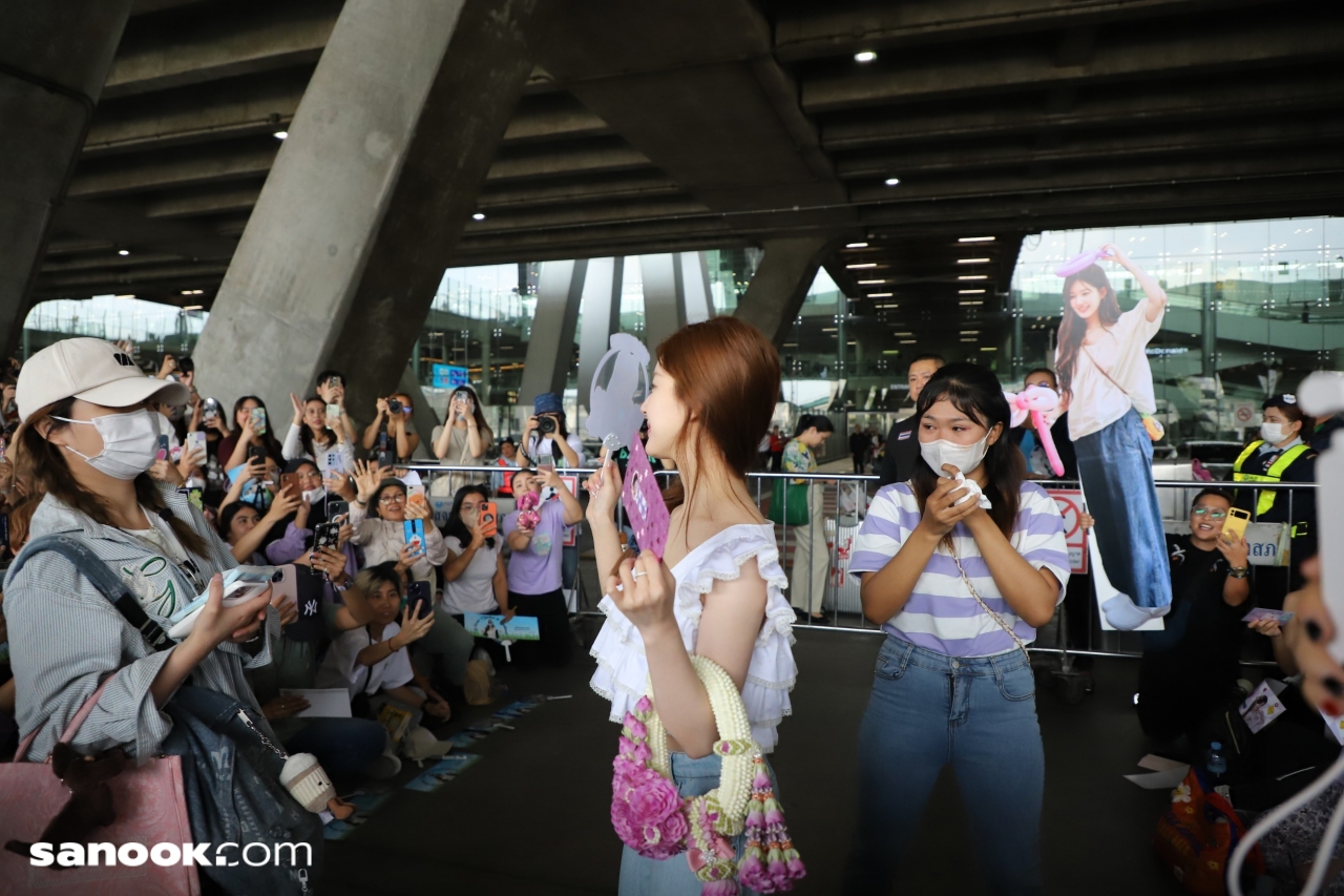 จ้าวลู่ซือ พูดไทย