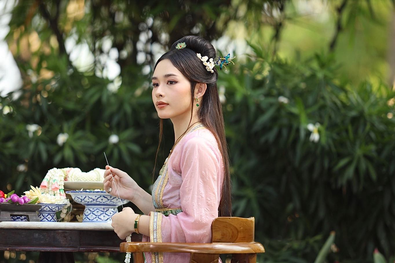 แม่หญิงแพรจีน คือใคร