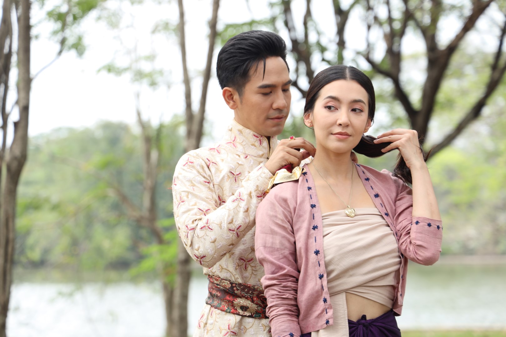 พรหมลิขิต พุดตาน ถวายตัว