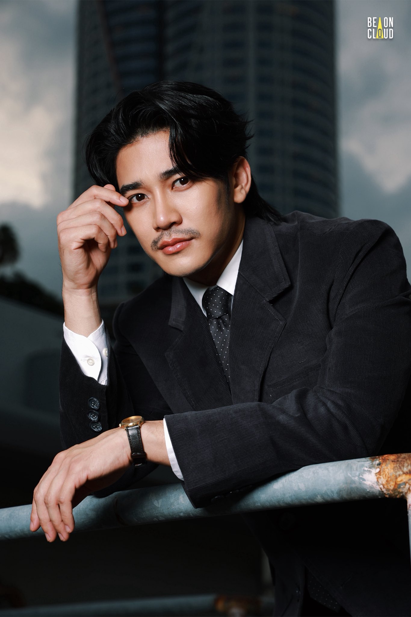 ยูโร ยศวรรธน์ ประวัติ ผลงาน