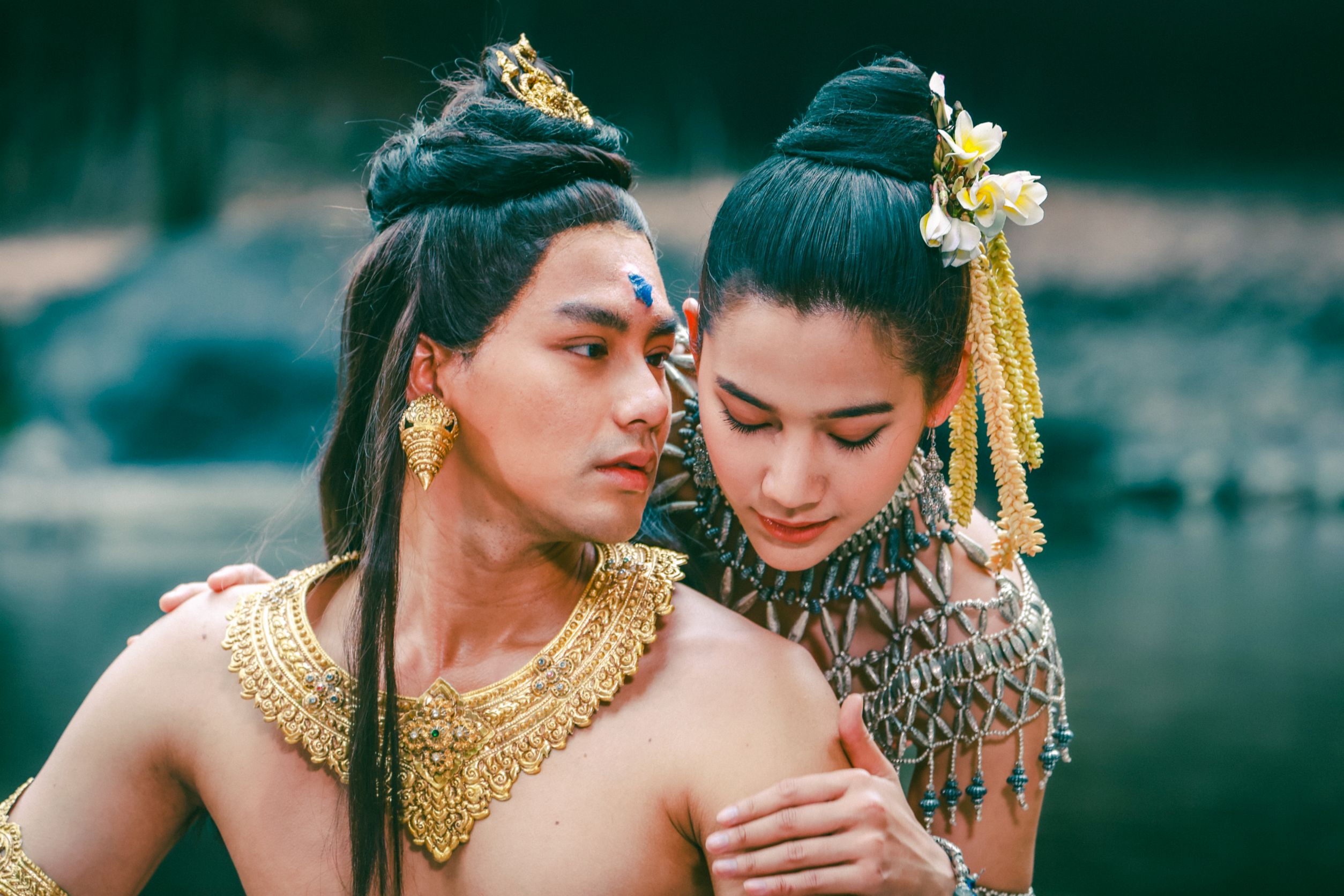 ลออจันทร์ เรตติ้ง