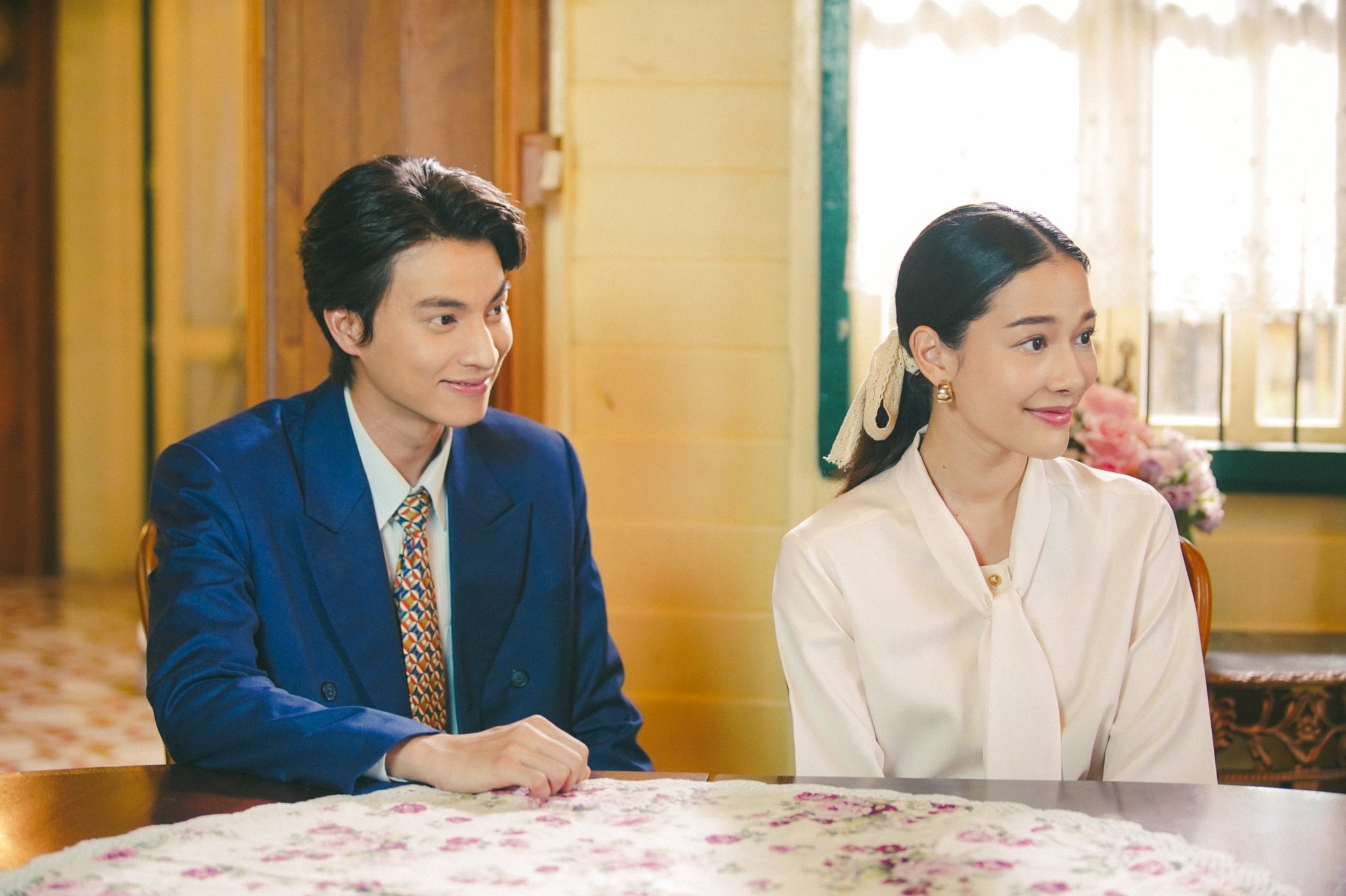 ลออจันทร์ เรตติ้ง