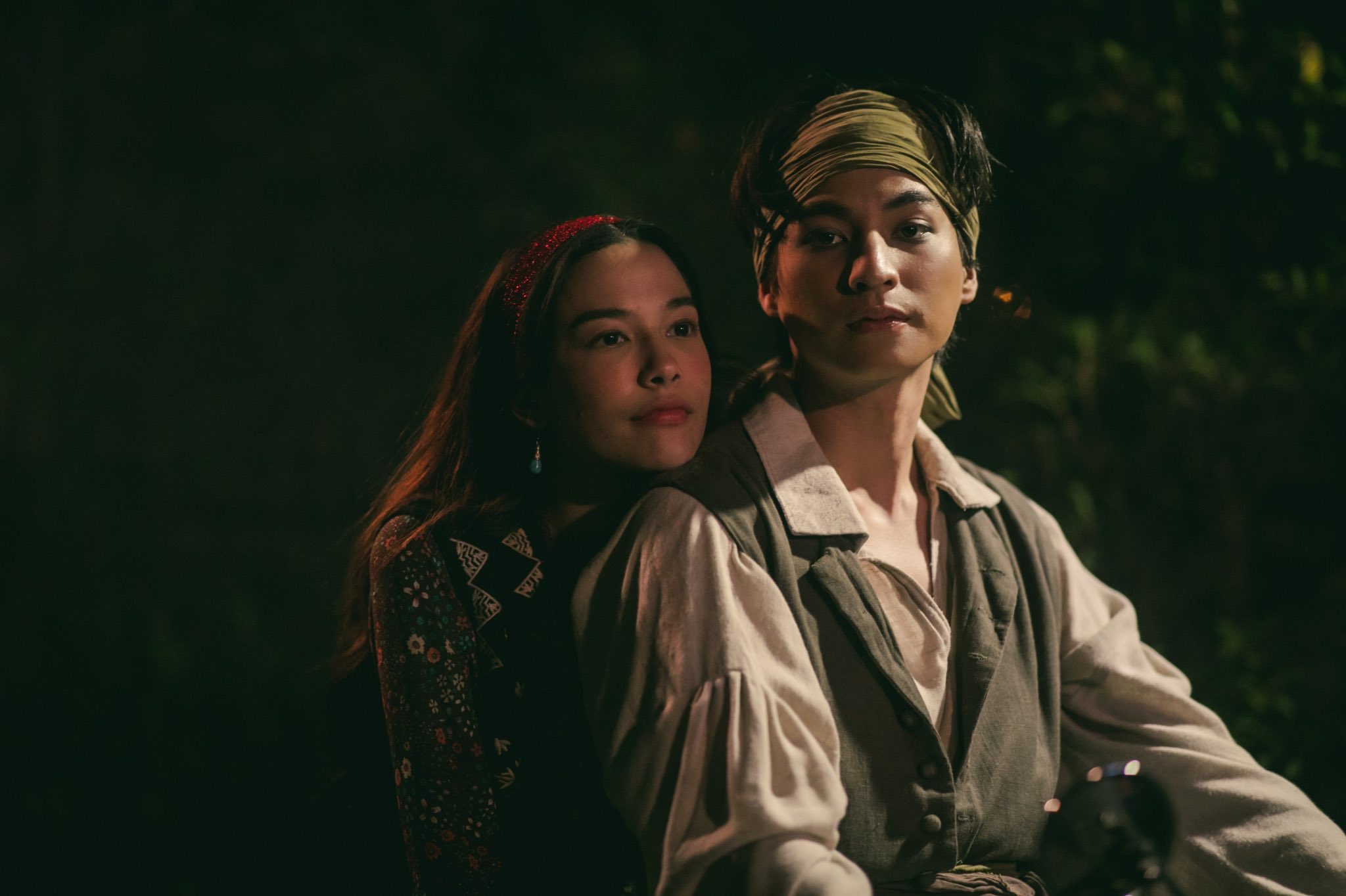 ลออจันทร์ เรตติ้ง