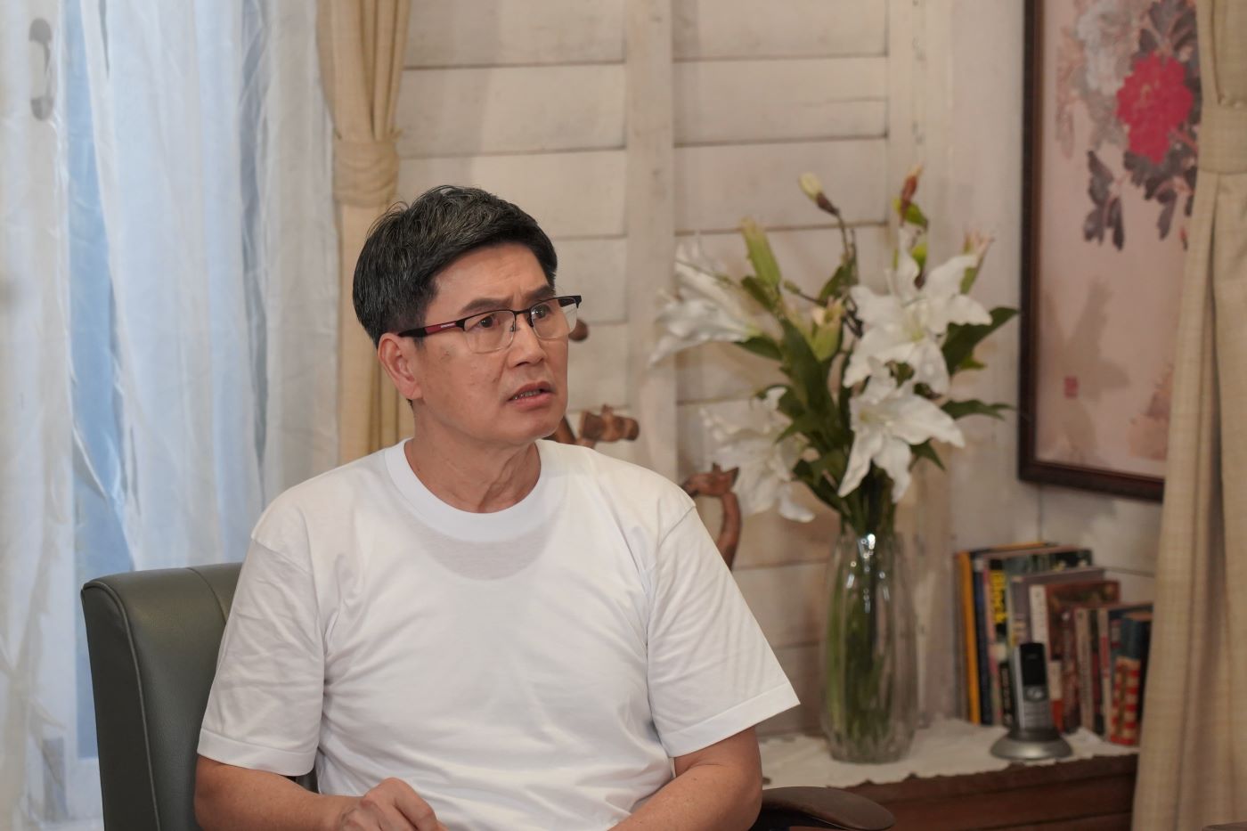 ลมเล่นไฟ