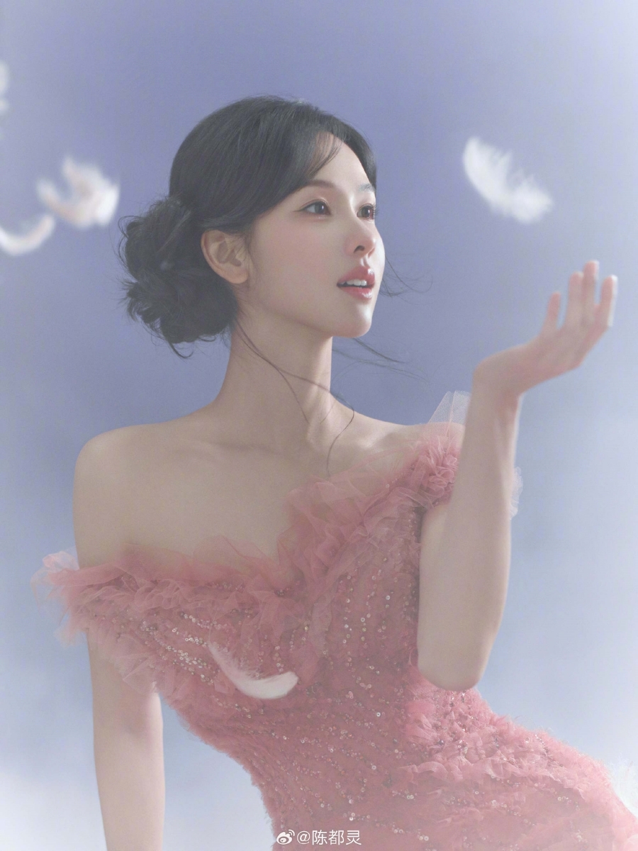 13 ดาราจีนที่ไม่ได้จบการแสดง แต่ฝีมือขั้นเทพ การันตีผลงานระดับตัวท็อป