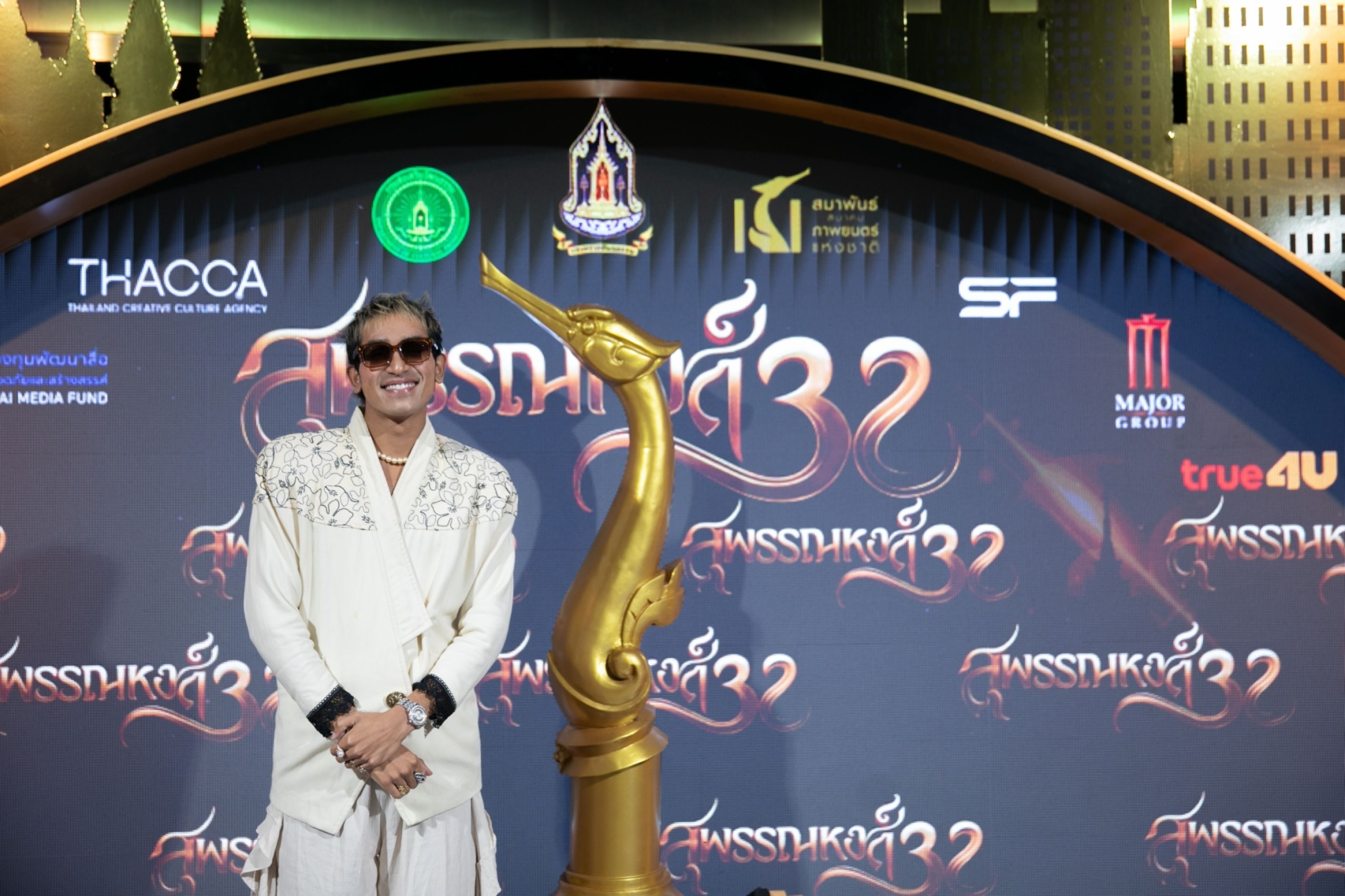 สุพรรณหงส์ ครั้งที่ 32 รายชื่อผู้เข้าชิง