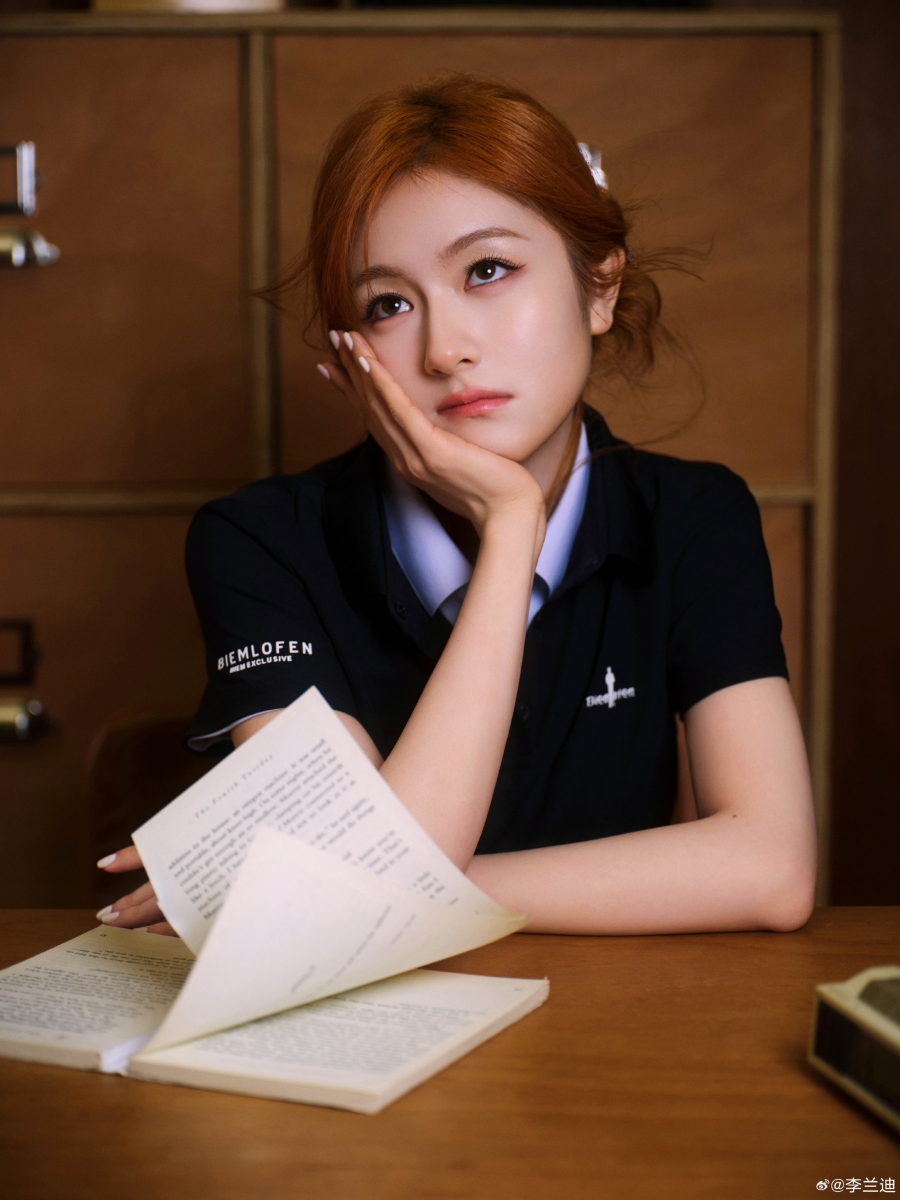 ประวัตินางเอกจีน หลี่หลานตี๋  Li Lan Di