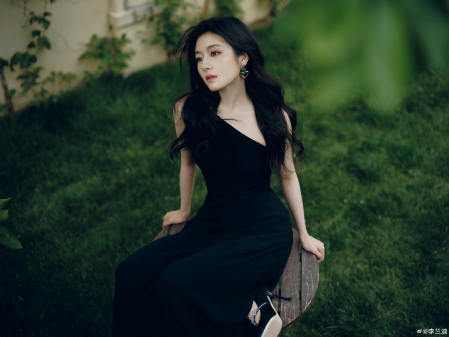 ประวัตินางเอกจีน หลี่หลานตี๋  Li Lan Di