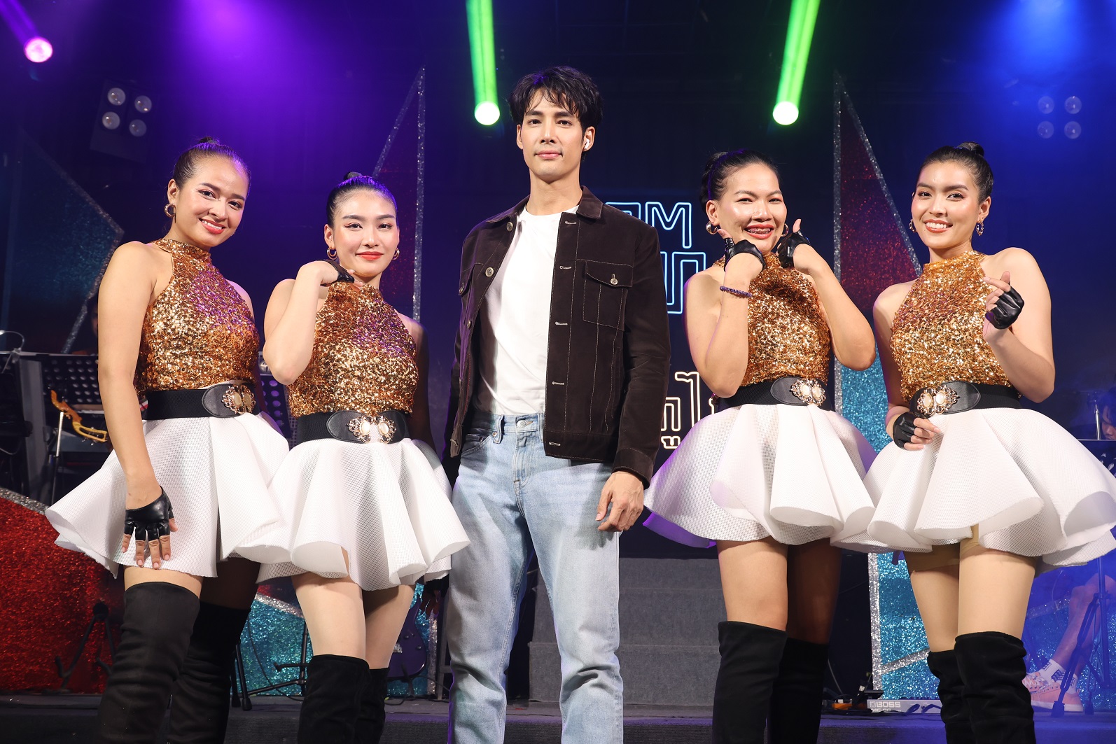 เรื่องย่อ เพลงพยัคฆ์ Twin Swap 