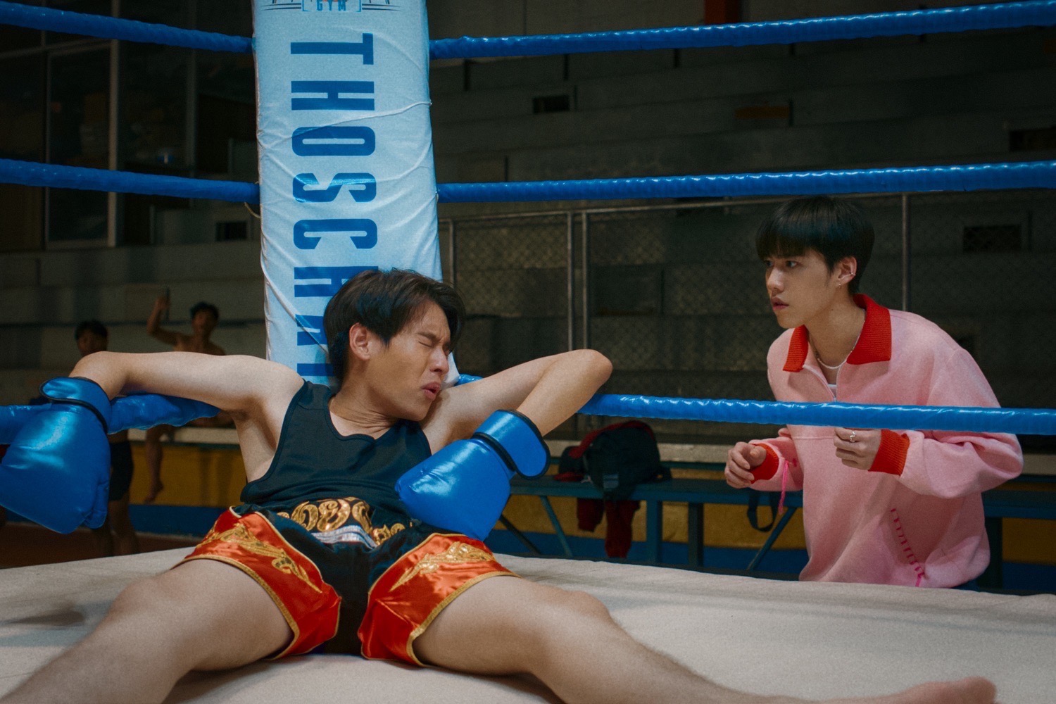 ซองแดงแต่งผี