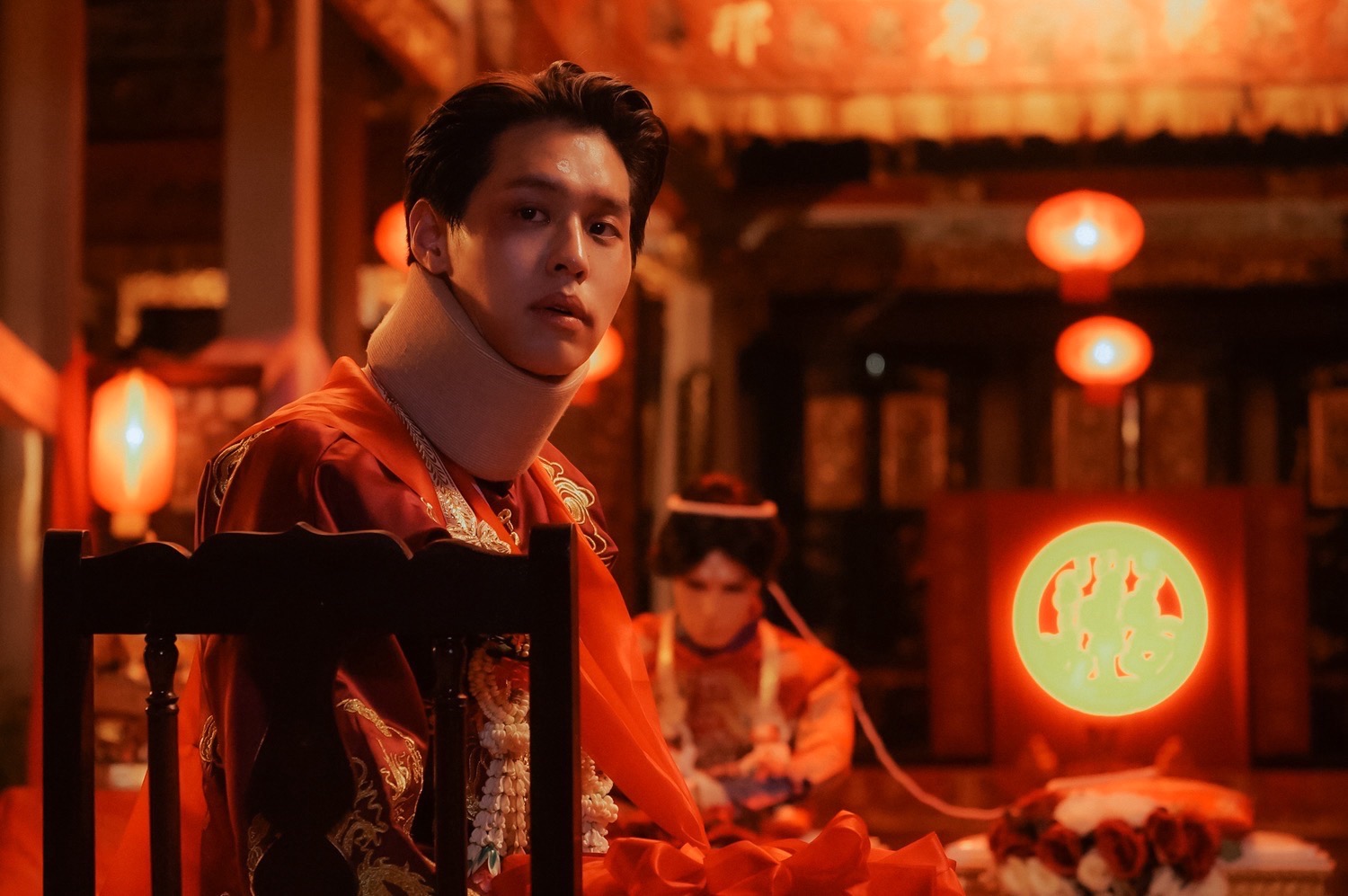 ซองแดงแต่งผี บิวกิ้น