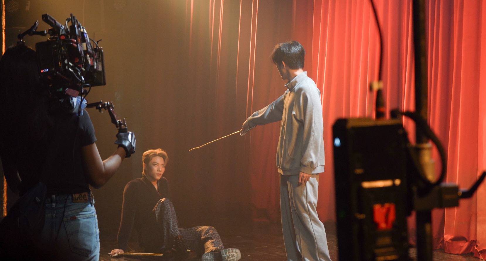 Top Form กอดกันมั้ย นายตัวท็อป