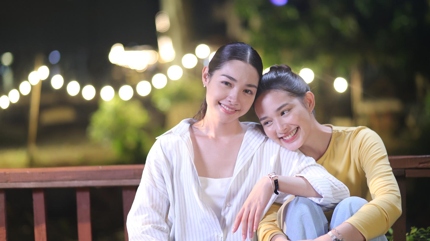 เมื่อตะวันลับฟ้าก็จะเป็นเวลาของดวงดาว 