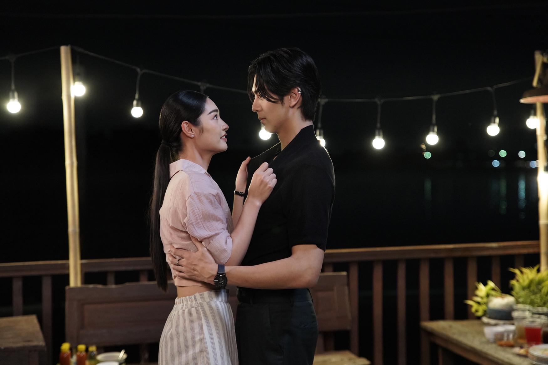 เมื่อตะวันลับฟ้าก็จะเป็นเวลาของดวงดาว 