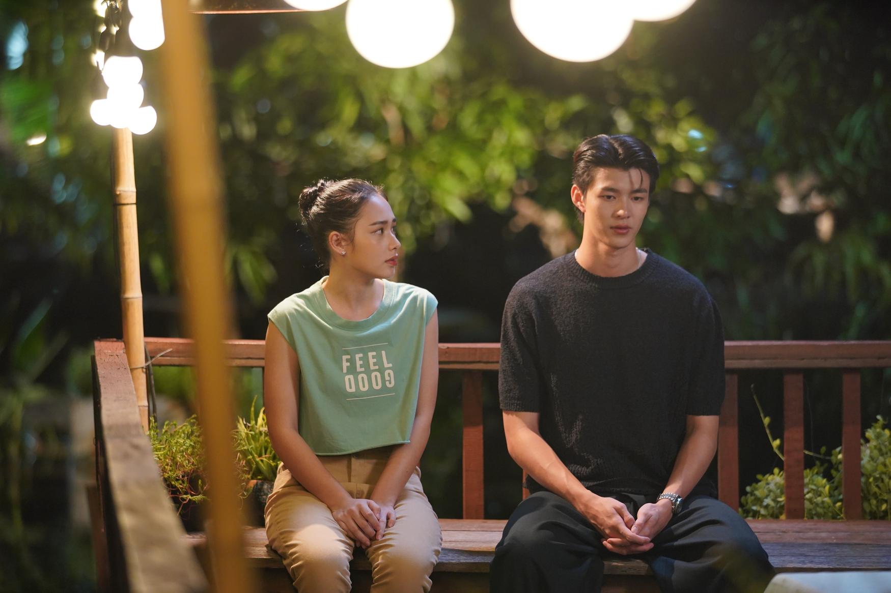 เมื่อตะวันลับฟ้าก็จะเป็นเวลาของดวงดาว 