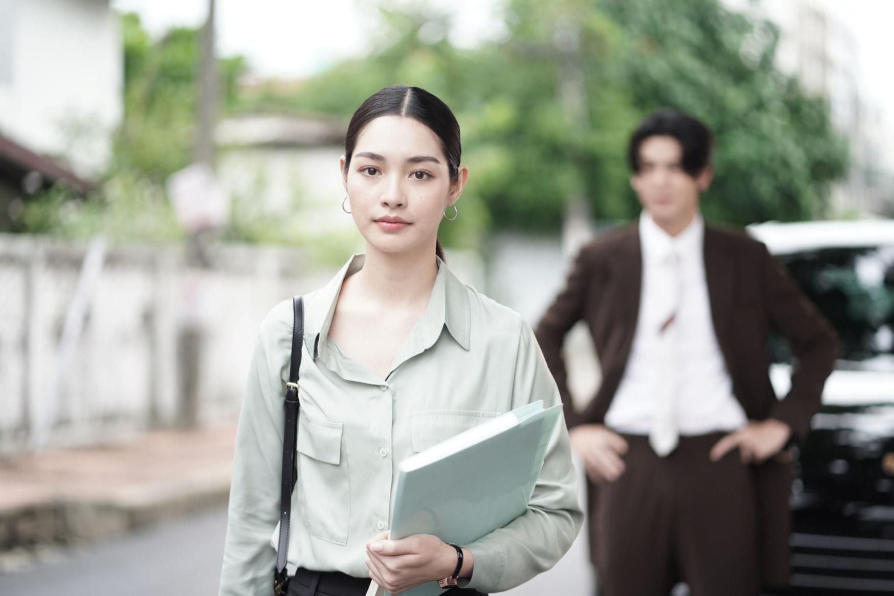 เมื่อตะวันลับฟ้าก็จะเป็นเวลาของดวงดาว 