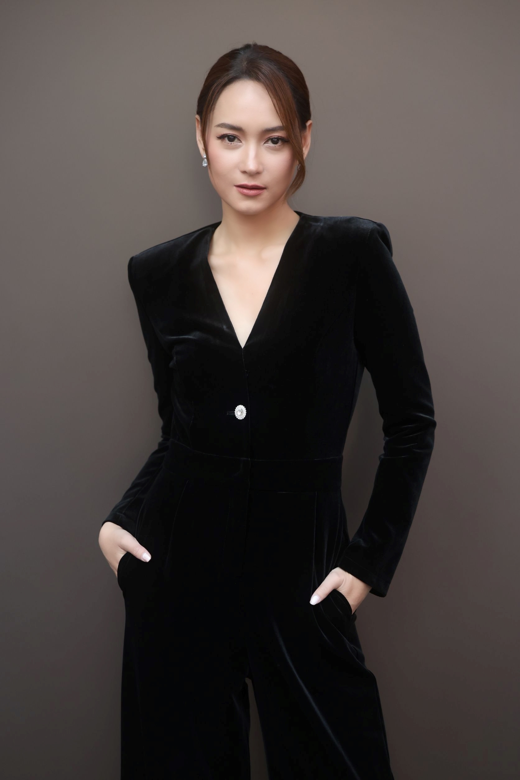 บนพระจันทร์มีกระต่าย  Rabbit on the Moon