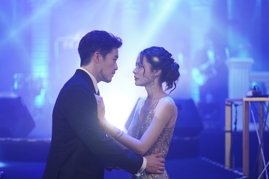 สายรักสายเลือด Game of Succession