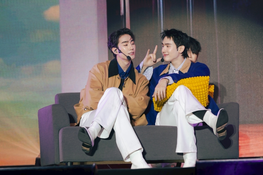 Perfect 10 Liners BYE NIOR FAN PARTY