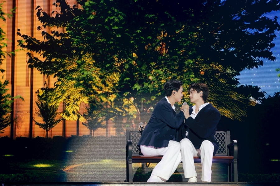 Perfect 10 Liners BYE NIOR FAN PARTY