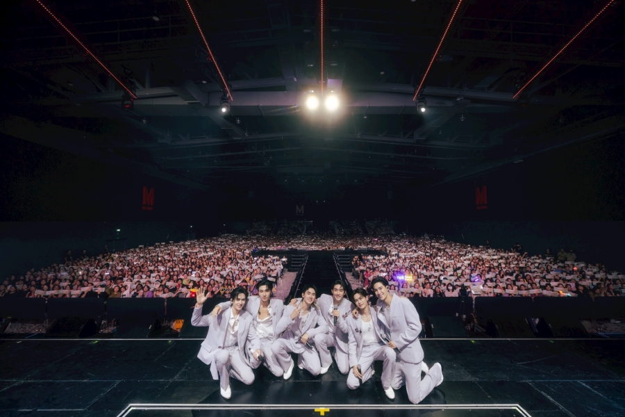 Perfect 10 Liners BYE NIOR FAN PARTY