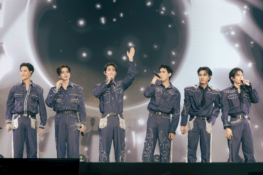 Perfect 10 Liners BYE NIOR FAN PARTY