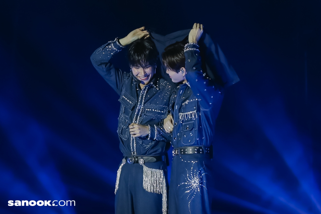 Perfect 10 Liners BYE NIOR FAN PARTY