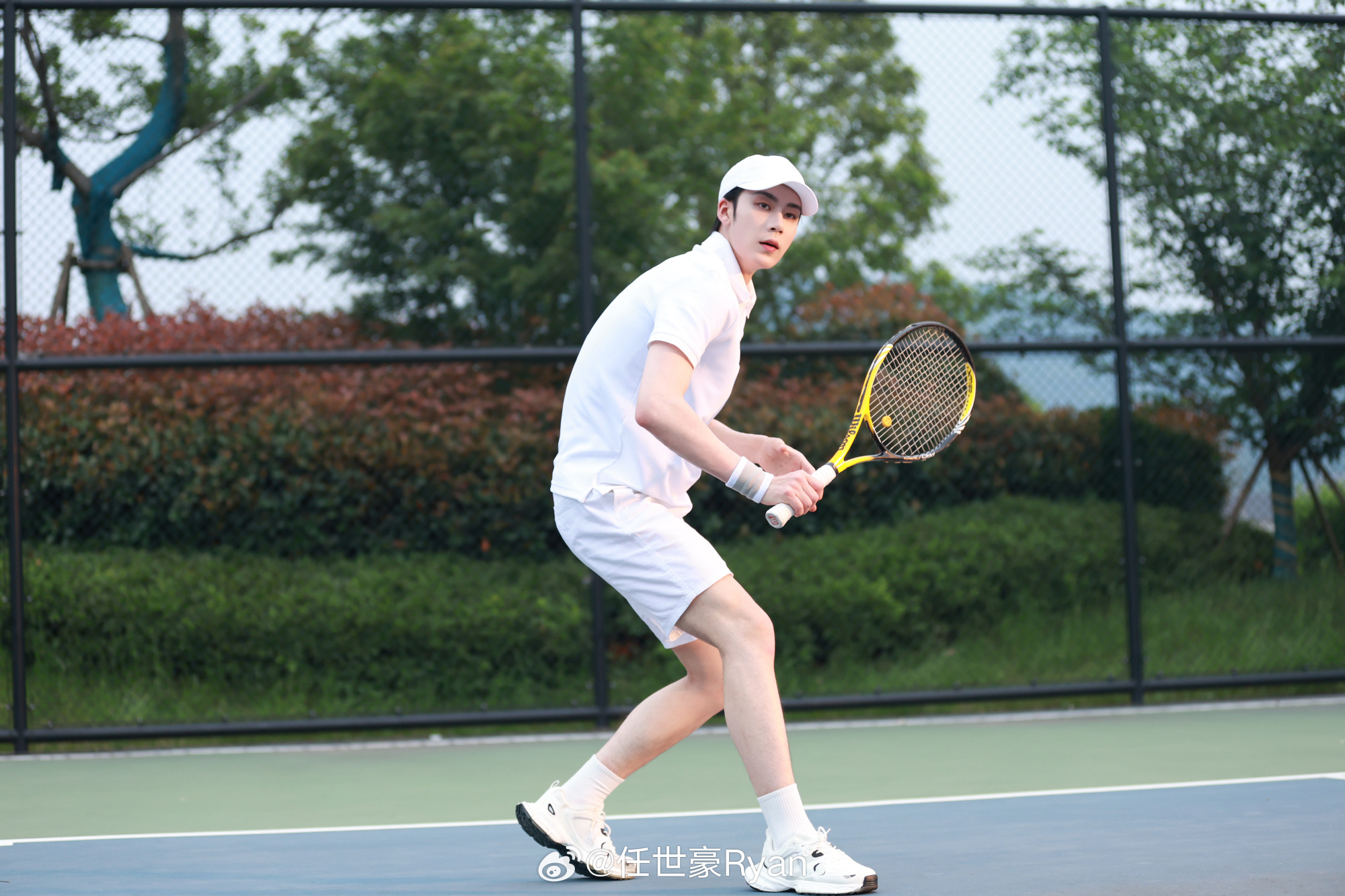 เหรินซื่อหาว  Ren Shi Hao