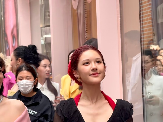 จ้าวลู่ซือ ล่าสุด 