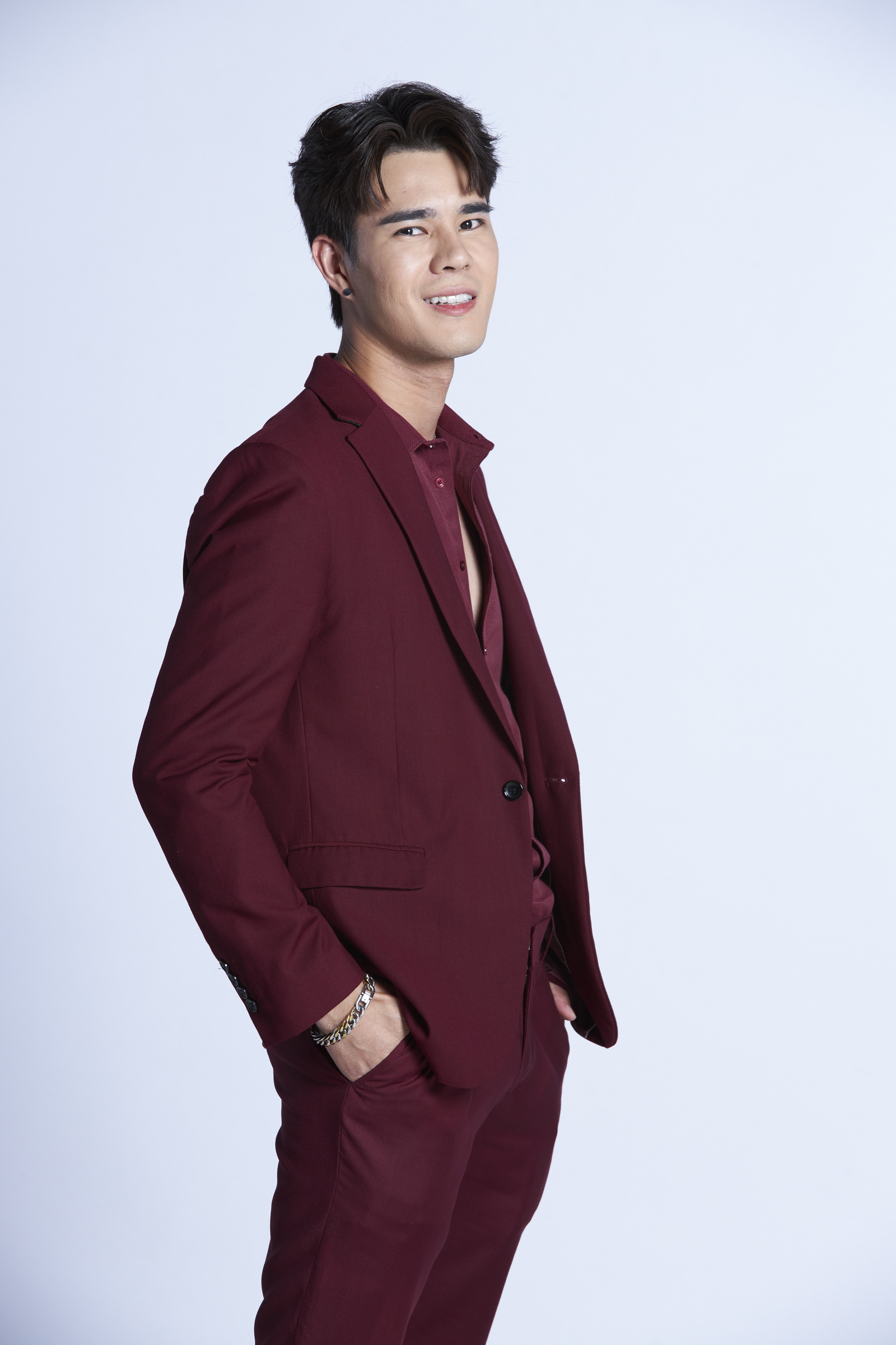 เรื่องย่อ เหนือพรหมลิขิต