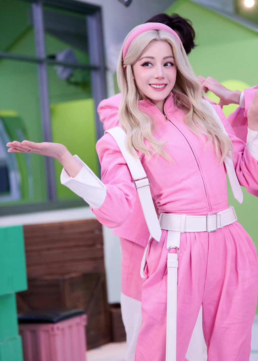 ตี๋ลี่เร่อปา ลุคบาร์บี้ The Truth 3 